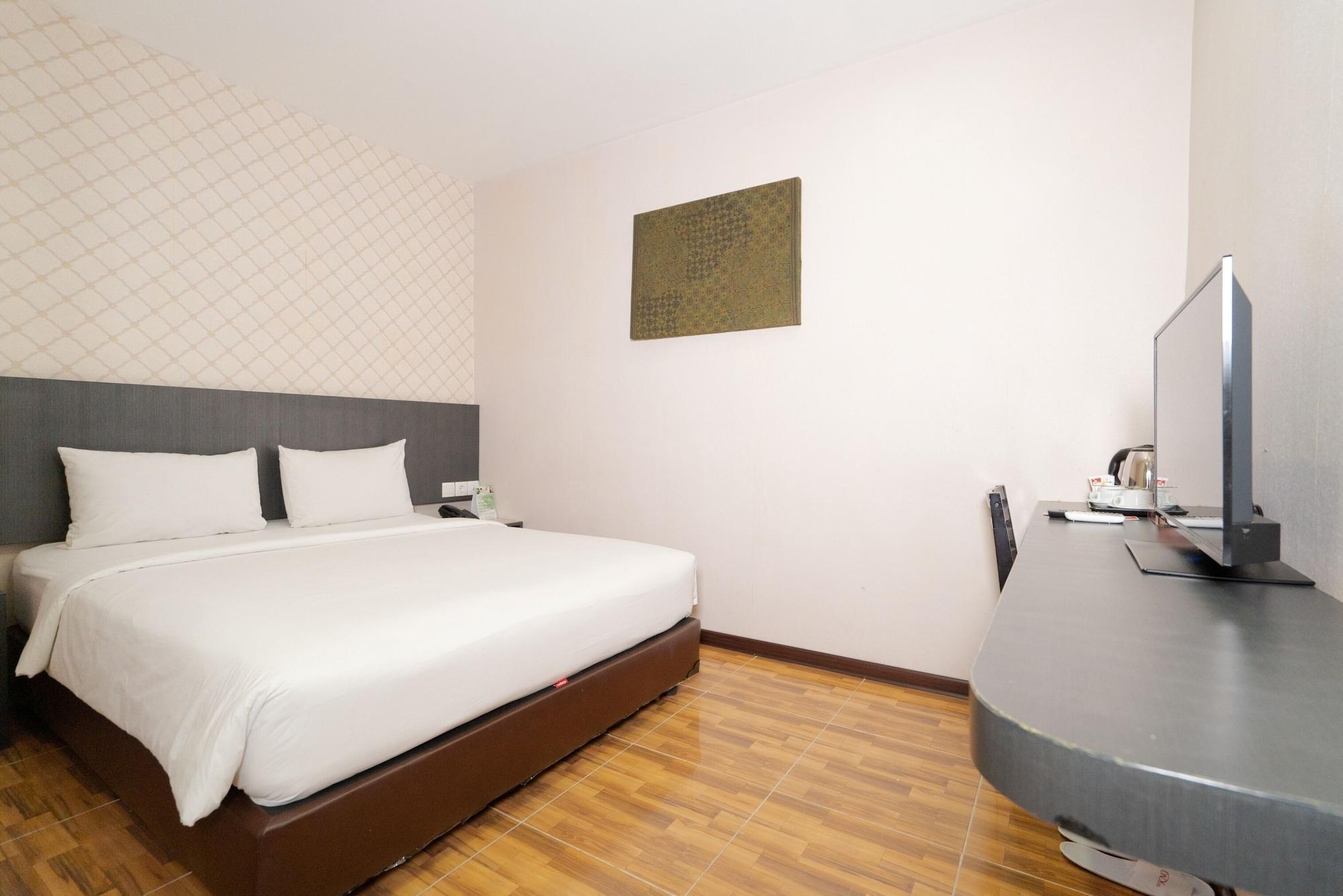 Crew Express Hotel Lubukpakam Εξωτερικό φωτογραφία