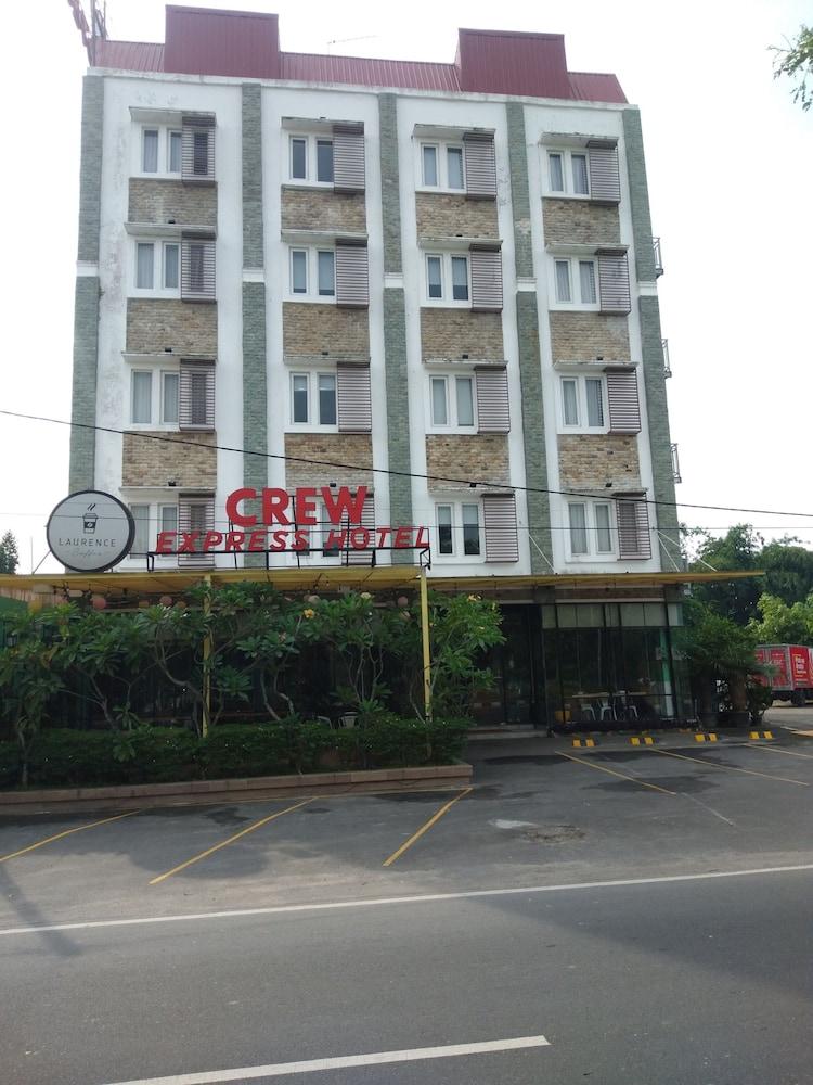 Crew Express Hotel Lubukpakam Εξωτερικό φωτογραφία