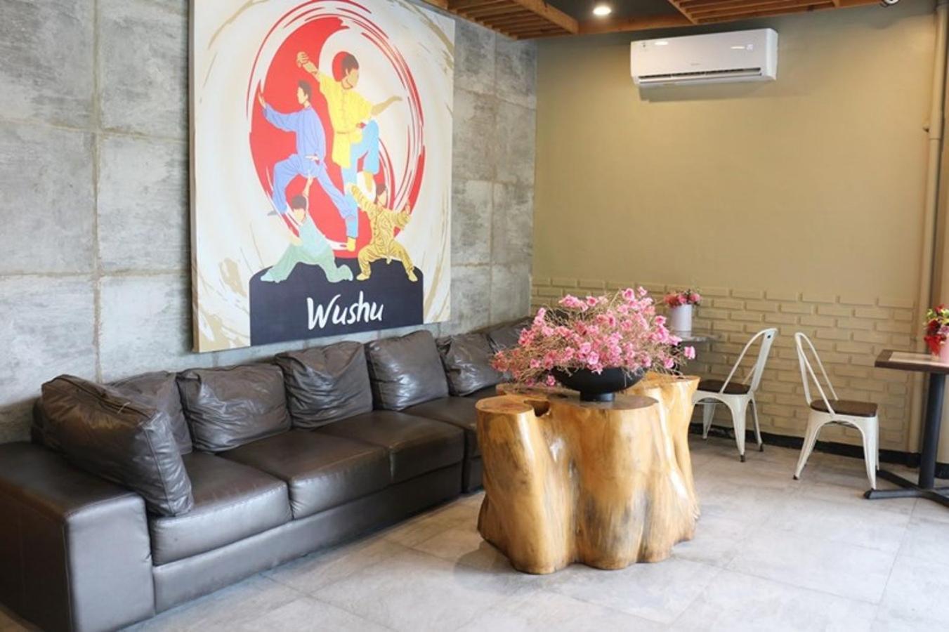 Crew Express Hotel Lubukpakam Εξωτερικό φωτογραφία