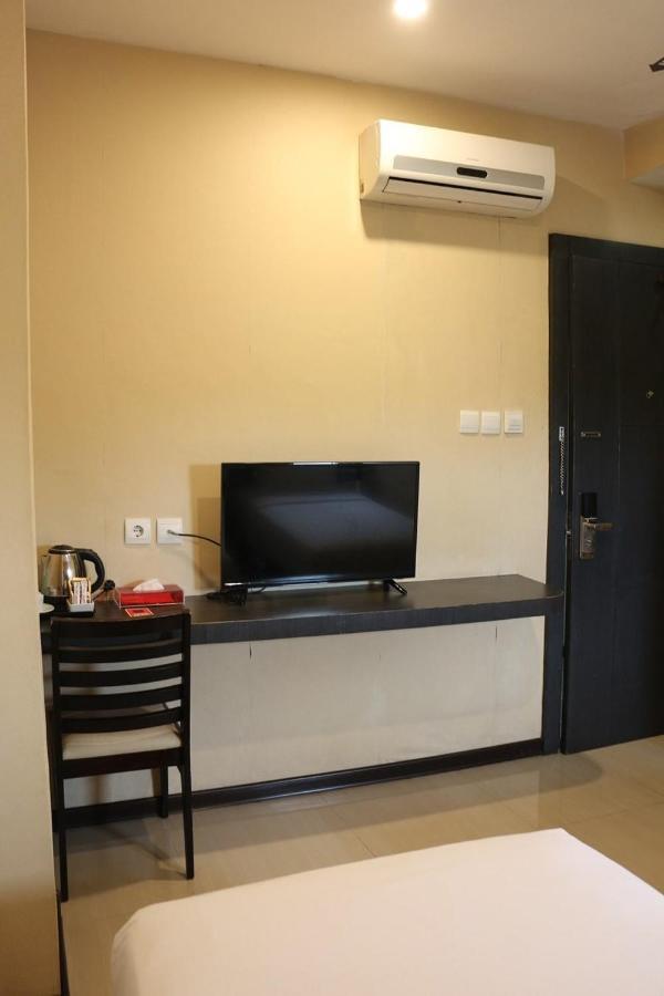 Crew Express Hotel Lubukpakam Εξωτερικό φωτογραφία