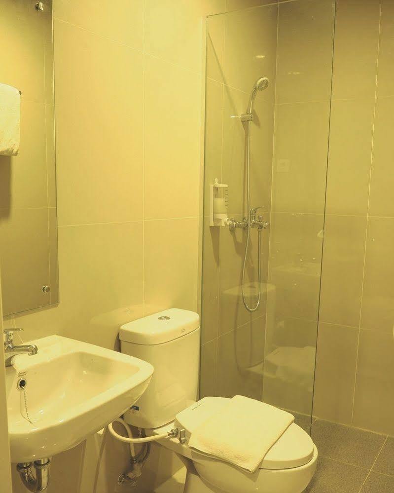 Crew Express Hotel Lubukpakam Εξωτερικό φωτογραφία