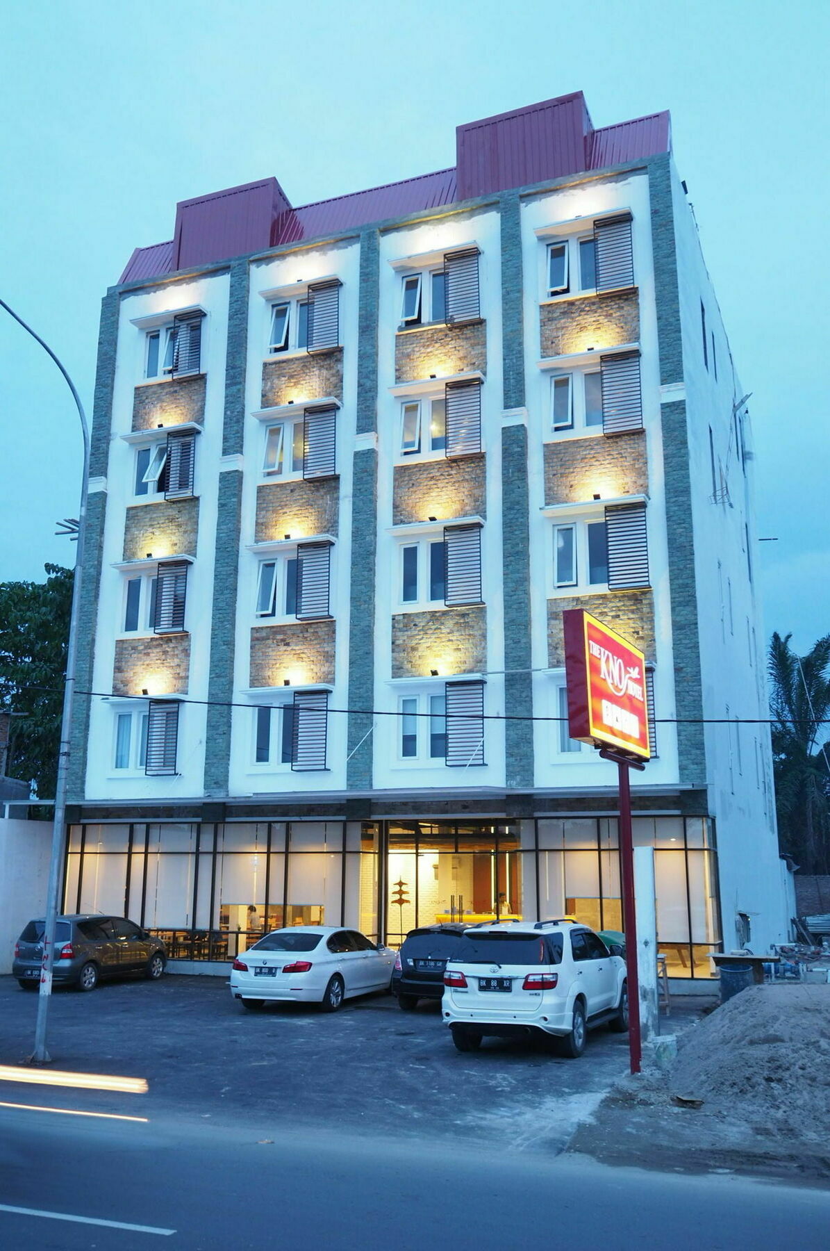 Crew Express Hotel Lubukpakam Εξωτερικό φωτογραφία